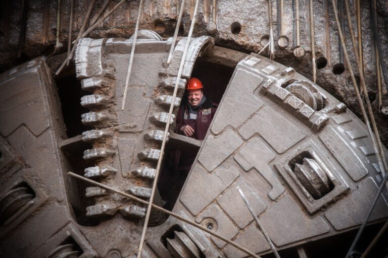 China tunnel boring machines export