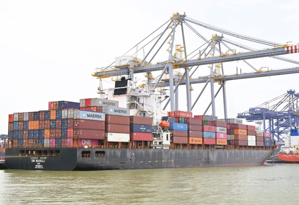 India port projects oversight